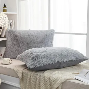 Graues flauschiges Pluesch Zierkissen Sofa Kissen fuer Wohnzimmer Schlafzimmer Deko