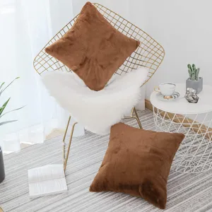 Weiches plüsch dekokissen set, brauner flauschiger kissenbezug für modernes sofa