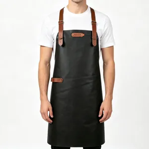 Schwarze PU-Leder-Schürze mit verstellbaren braunen Riemen für Küche und Barista Arbeit.