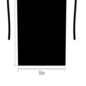 Vue détaillée du tablier en toile de coton noir montrant une largeur de 55cm pour cuisine.