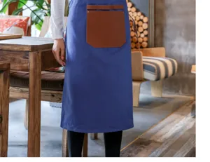 Tablier bleu avec poche en cuir marron, tablier de cuisine style coréen pour café et restaurant.
