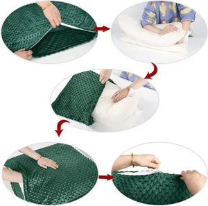 Funda de cojín verde de felpa con textura de lunares y cremallera suave para sofá.