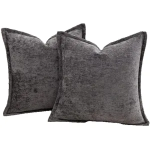 Coussins décoratifs en chenille gris foncé lot de deux pour salon canapé et lit confort.