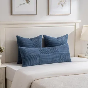 Blaues Kord gestuecktes Kissen Set fuer bequeme Schlafzimmer Bettkopfteil Deko