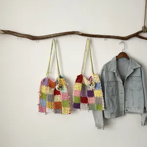 Sac à bandoulière en crochet fait main pour femme, sac cabas tricoté ajouré coloré d'été