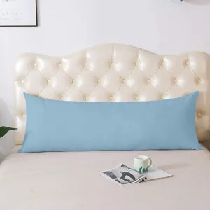 Comodo cuscino lungo blu per testata del letto o schienale del divano, tessuto morbido.