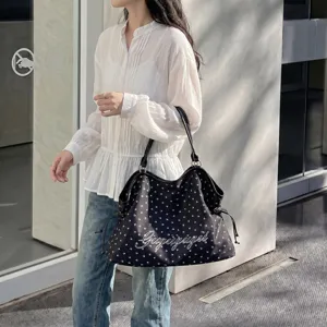 Sac cabas design de niche coréen pour femme grande capacité sac à épaule d'été élégant
