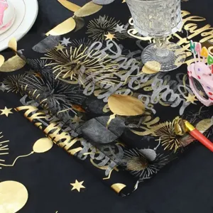 Camino de mesa de malla negra y dorada con estampado de fiesta de cumpleaños para decor.