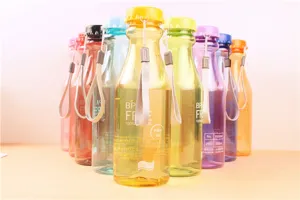 Colorful plastic water bottle detail, 550ml portable sports cup with BPA free design.