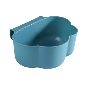 Poubelle suspendue en plastique bleu en forme de nuage, panier de rangement pour porte de placard.