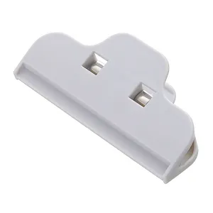 Household plastic food sealing clip for snack preservation and moisture-proof storage main view