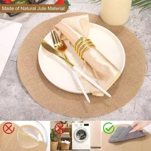 Detailansicht der runden Tischmatte aus Naturjute mit eleganter Tischdeko und Pflegehinweisen.