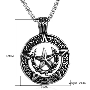 Collana con ciondolo pentagramma in acciaio al titanio gotico vintage uomo dettaglio peso.