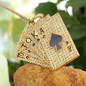 Pendentif carte de poker strass plaqué or hip-hop acier inoxydable collier royal flush