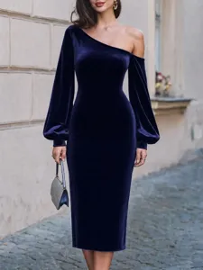 Elegant navy blue velvet one-shoulder long sleeve slim midi dress for women autumn fashion.