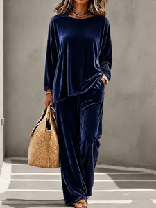 Women velvet two-piece lounge set long sleeve pullover and wide leg pants casual outfit