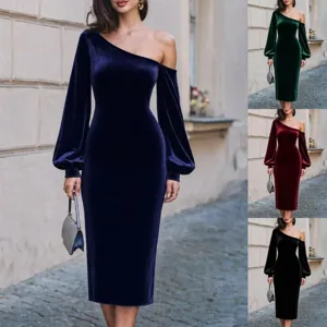 Women Elegant Off-Shoulder Long Sleeve Midi Dress Polyester Solid Color Bodycon Slim Fit Velvet Look Dress For Party Banquet Daily Wear