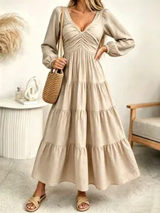 French style long sleeve V-neck A-line tiered maxi dress for women early autumn.