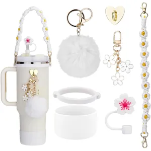 Beker accessoire set met geweven band, pluche pompon, siliconen beschermhoes en rietje dop