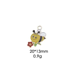 Enamel alloy bee daisy pendant charm for DIY jewelry keychain bag decoration accessory