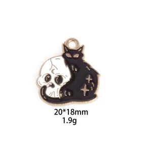 Close-up detail of the Halloween black cat and skull alloy enamel charm pendant design.