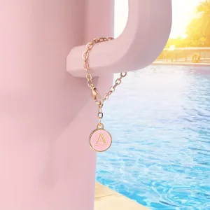 Ciondolo con lettera iniziale A in metallo color oro rosa per decorazione tazza e accessori