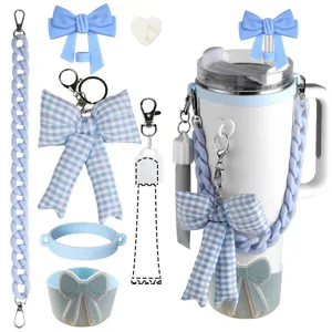 Silikon Becherhülle, karo Schleife Anhänger, Kette und Strohhalmabdeckung Zubehör Set.