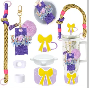 Set accessori per bicchiere Stanley con custodia in silicone e nastro fiocco