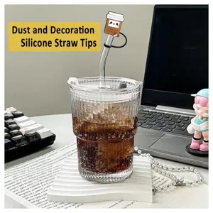 Niedliche Silikon Strohhalm Abdeckung Kaffeetasse Form Staubdichte Strohhalmspitzen Detail