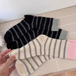 Japanese style striped color-block mid-tube socks, soft combed cotton, comfy daily wear.