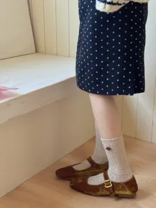 Japanese style button wool socks thick warm winter cashmere mid-tube socks detail view