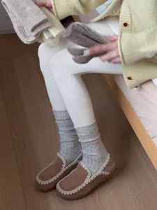 Cozy women's winter wool knit mid-tube socks, solid color warm casual hosiery for daily wear