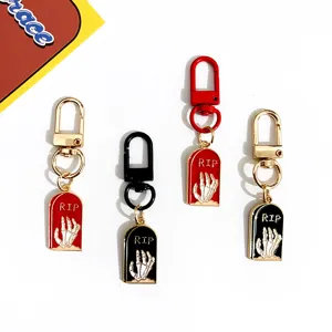 Halloween Metal Tombstone Keychain Skeleton Hand Car Key Chain Bag Pendant Gothic Style Couple Jewelry Gift