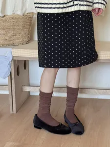 Japanese style slouch socks for women, comfortable combed cotton long tube socks for autumn.