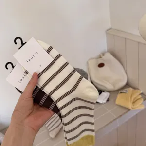 IOULOR Japanese striped mid-tube socks, combed cotton, women's casual daily socks.