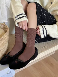 Japanese style slouch socks for women, comfortable combed cotton long tube socks for autumn.