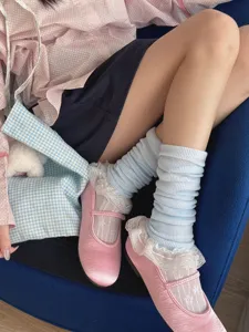 Japanese sweet style lace ruffle slouch socks and pink Mary Jane shoes for daily wear.