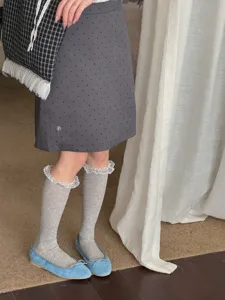 Sweet Japanese style grey lace ruffle mid-calf socks for women, thin breathable cotton daily wear.