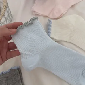 Damen süße Kontrastfarbe gerüschte Mittelsocken, weiche atmungsaktive Rippsocken.
