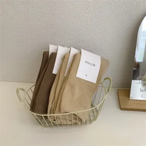 Chaussettes empilées unies mi-tubes pour femmes IOULOR, chaussettes en coton japonaises.