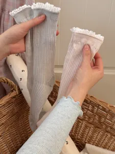 Chaussettes à volants en dentelle douce, chaussettes mi-hautes respirantes style japonais.