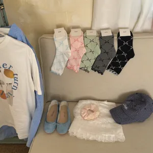 IOULOR Japanese sweet bow socks for women, breathable spring summer ruffles mid-calf socks.