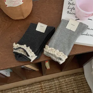 IOULOR chaussettes mi-hautes pour femme avec volants en dentelle douce maille respirante.