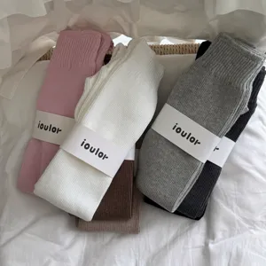 scaldamuscoli lavorati a maglia con staffa multicolore calze accoglienti stile invernale