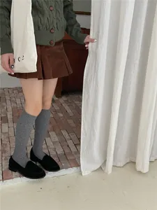 Dicke graue Wollkniestrümpfe für Damen, Retro-Stil Winter lange Strümpfe, gemütliche Alltagskleidung.