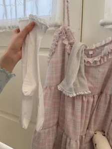 Chaussettes à volants douces pour femmes, chaussettes décontractées respirantes en dentelle.