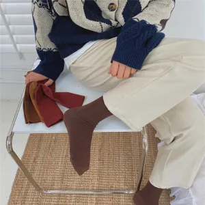 Damen einfarbige Baumwolle Mittelsocken, Herbst dünn gerippte Alltagskleidung Detail.