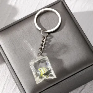 Simulation tropical fish resin water bag keychain detail display, clear marine pendant.