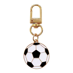 Porte-clés ballon de football en métal doré pendentif sac à dos sport accessoire