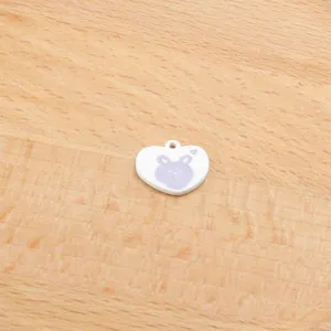 DIY alloy heart pendant with cute bear design, enamel charm for bracelet and keychain.
